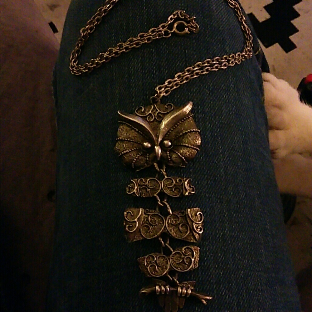 Vintage Moveable OWL Pewter Necklace!